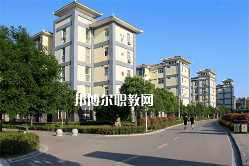 安徽亳州技師學(xué)院2022年報名條件、招生要求、招生對象