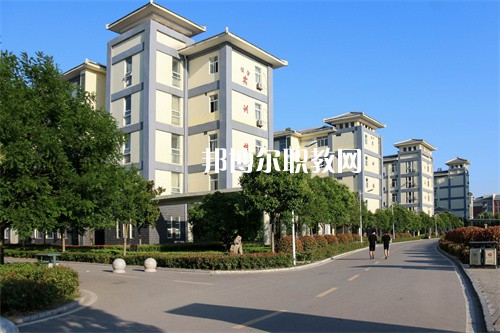 亳州中藥科技學(xué)校2022年報(bào)名條件、招生要求、招生對(duì)象