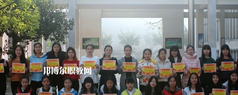 梅州藝術(shù)學(xué)校2022年報(bào)名條件、招生要求、招生對象