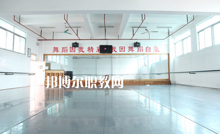 廣西藝術(shù)學(xué)校2022年報名條件、招生要求、招生對象