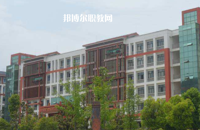 黔西南民族職業(yè)技術學院(中職部)2022年報名條件、招生要求、招生對象