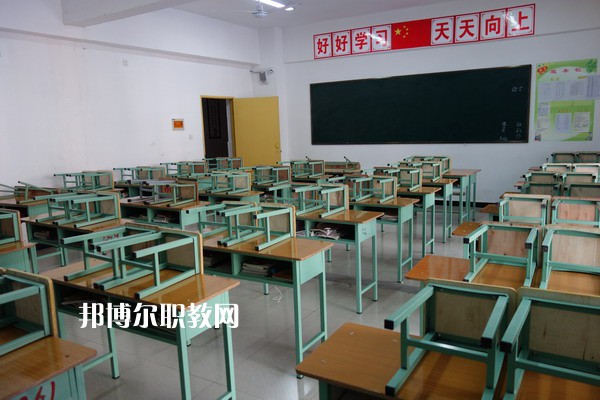 內(nèi)江科技開發(fā)學校2022年報名條件、招生要求、招生對象