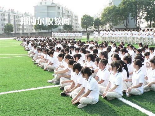 安慶工業(yè)學(xué)校2022年報名條件、招生要求、招生對象