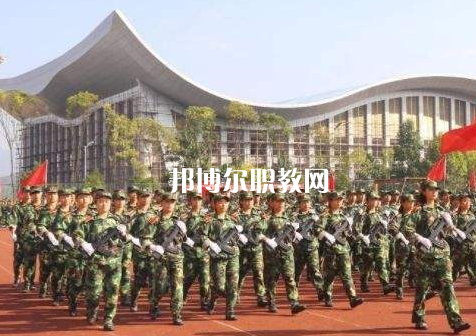 黔東南州國防學(xué)校2022年報(bào)名條件、招生要求、招生對象
