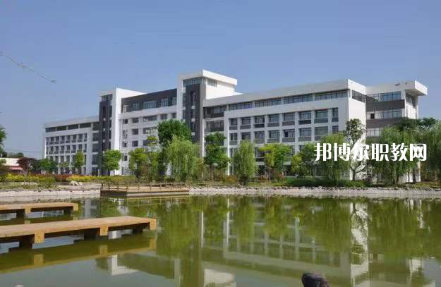 滁州市機(jī)械工業(yè)學(xué)校2022年報(bào)名條件、招生要求、招生對象