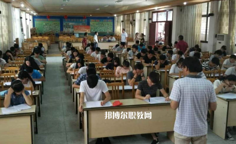 陸豐技工學(xué)校2022年報(bào)名條件、招生要求、招生對(duì)象