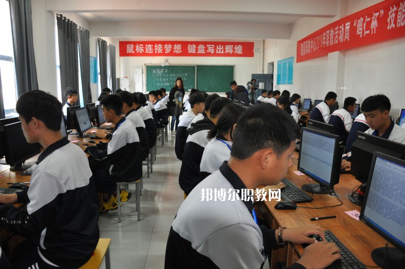 魏縣綜合職業(yè)技術(shù)教育中心2022年報(bào)名條件、招生要求、招生對(duì)象