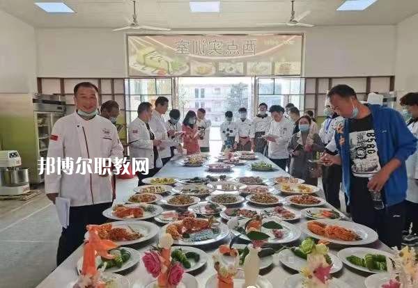 淮北市烈山區(qū)中等專業(yè)學(xué)校2022年報(bào)名條件、招生要求、招生對象