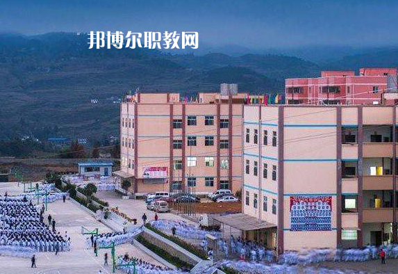 畢節(jié)工業(yè)學(xué)校2022年報名條件、招生要求、招生對象