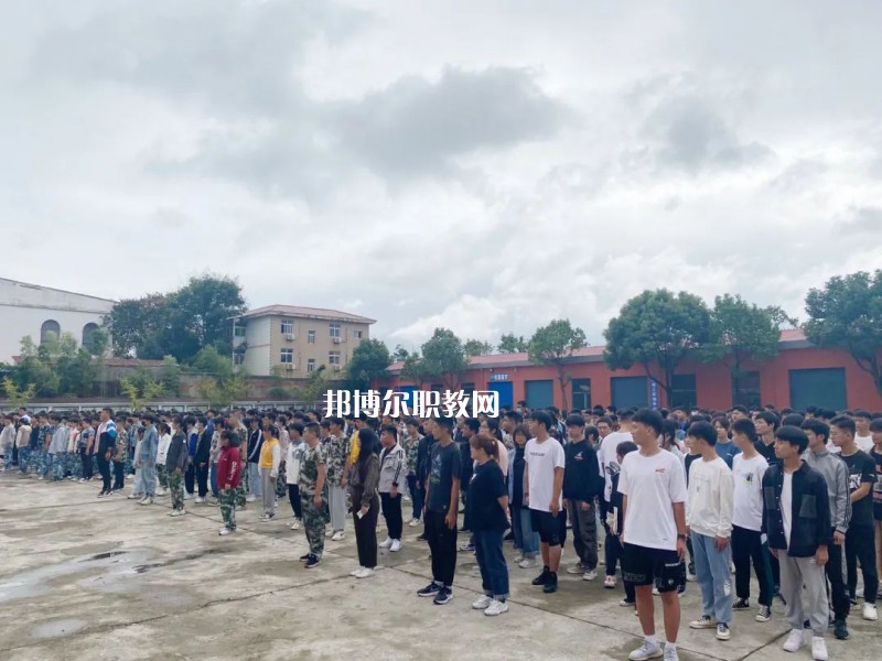 銅陵智通職業(yè)技術(shù)學(xué)校2022年報(bào)名條件、招生要求、招生對(duì)象