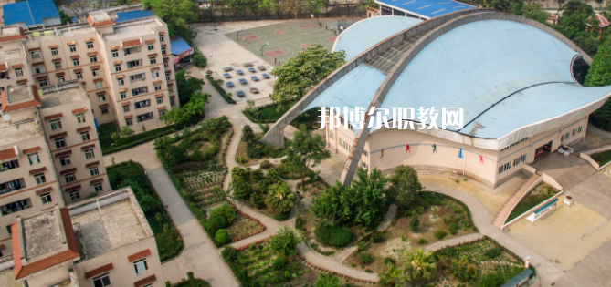 成都中醫(yī)藥大學附屬醫(yī)院針灸學校怎么樣、好不好