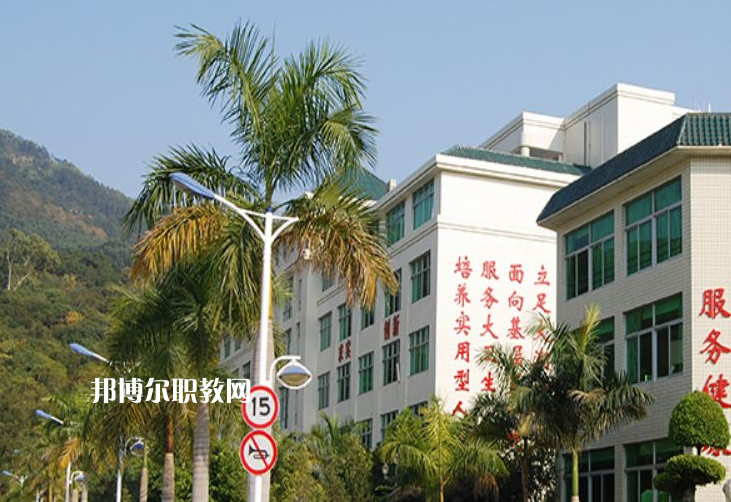 廣東潮州衛(wèi)生學(xué)校怎么樣、好不好