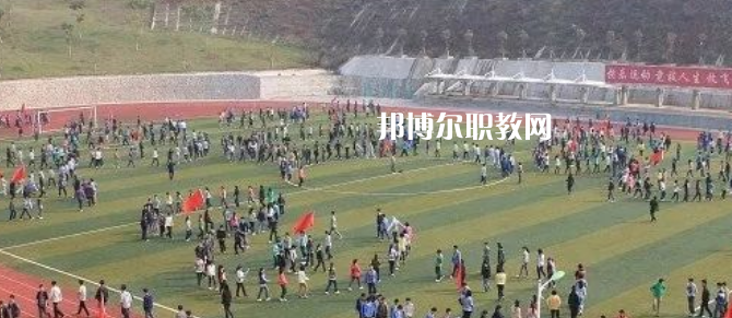 綿陽(yáng)職業(yè)技術(shù)學(xué)院中專部怎么樣、好不好
