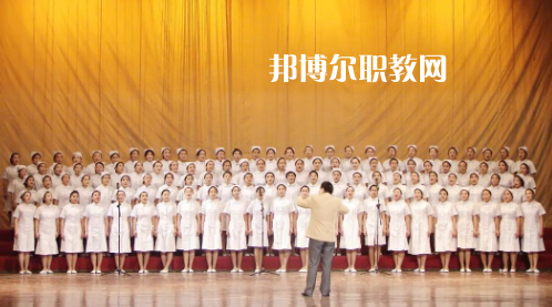 新疆石河子衛(wèi)生學(xué)校2022年報(bào)名條件、招生要求、招生對(duì)象