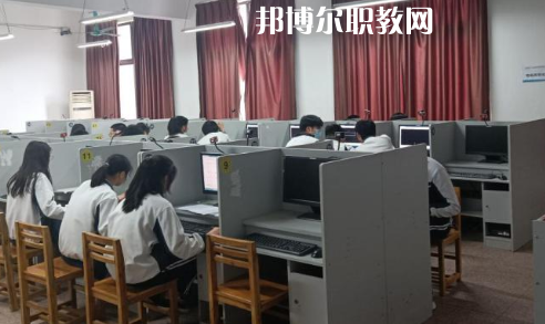 武漢建設(shè)學(xué)校2022年報(bào)名條件、招生要求、招生對(duì)象