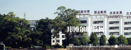 桂林市旅游職業(yè)中等專業(yè)學(xué)校2022年報(bào)名條件、招生要求、招生對(duì)象
