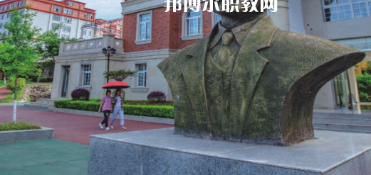 綿陽交通高級技工學(xué)校地址在哪里，哪個地區(qū)，哪個城市?
