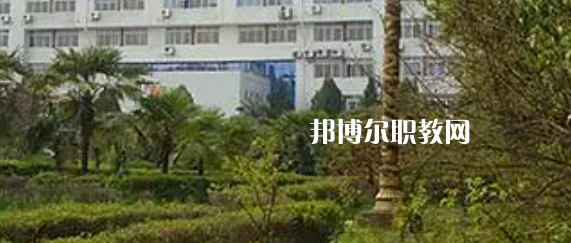 南京華東信息工程技工學校地址在哪里，哪個地區(qū)，哪個城市?