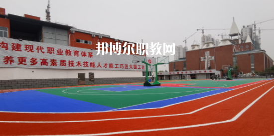 淮安市淮航技工學校地址在哪里，哪個地區(qū)，哪個城市?