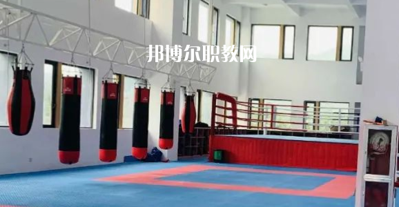 2023蒼南縣飛林職業(yè)學(xué)校招生計劃 招生人數(shù)是多少(附要求、條件、對象)