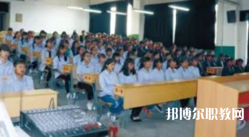 寶雞秦華職業(yè)技術(shù)學(xué)校怎么樣、好不好