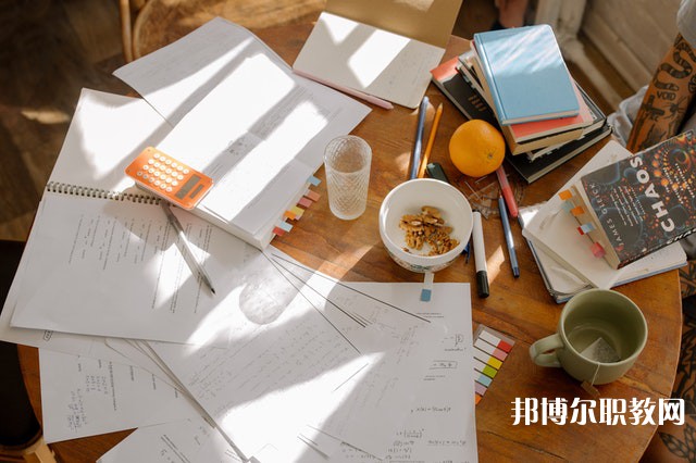 浙江哪里的中職學校能讀電子商務專業(yè)專業(yè)
