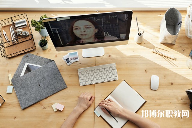 浙江哪里的技工學(xué)校能讀服裝制作與營(yíng)銷專業(yè)專業(yè)