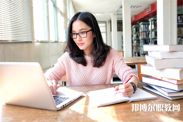 浙江哪里的中職學校能讀茶文化專業(yè)