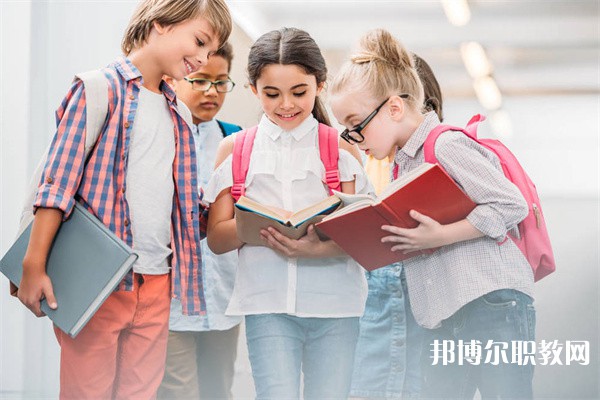 安徽哪里的中專學校能讀計算機網(wǎng)絡技術(shù)專業(yè)
