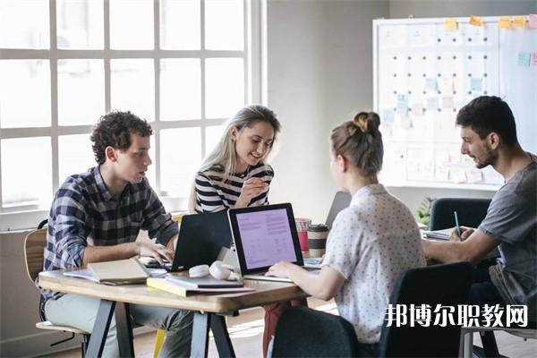 福建哪里的中職學校能讀電子與信息技術專業(yè)