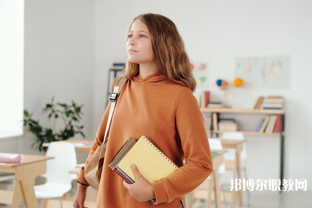 江西哪里的中專學校能讀模具制造專業(yè)