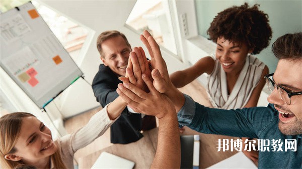 山東哪里的職業(yè)學(xué)校能讀汽車鈑金專業(yè)