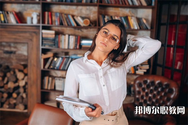山東哪里的中職學(xué)校能讀室內(nèi)裝潢設(shè)計(jì)專業(yè)