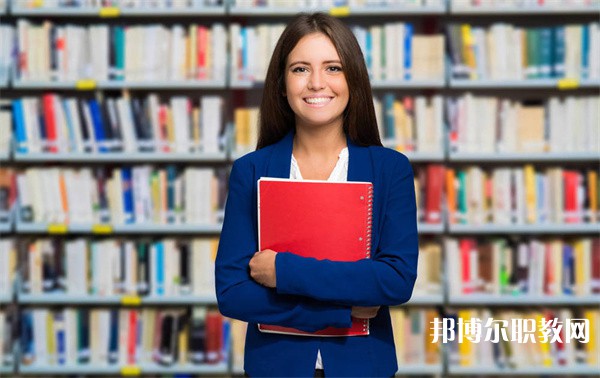 河南哪里的中職學校能讀平面設計專業(yè)