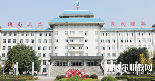 陜西2024年中專學(xué)校什么專業(yè)適合男生