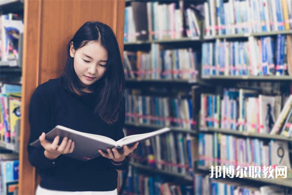 河南哪里的職業(yè)學校能讀珠寶玉石加工與營銷專業(yè)