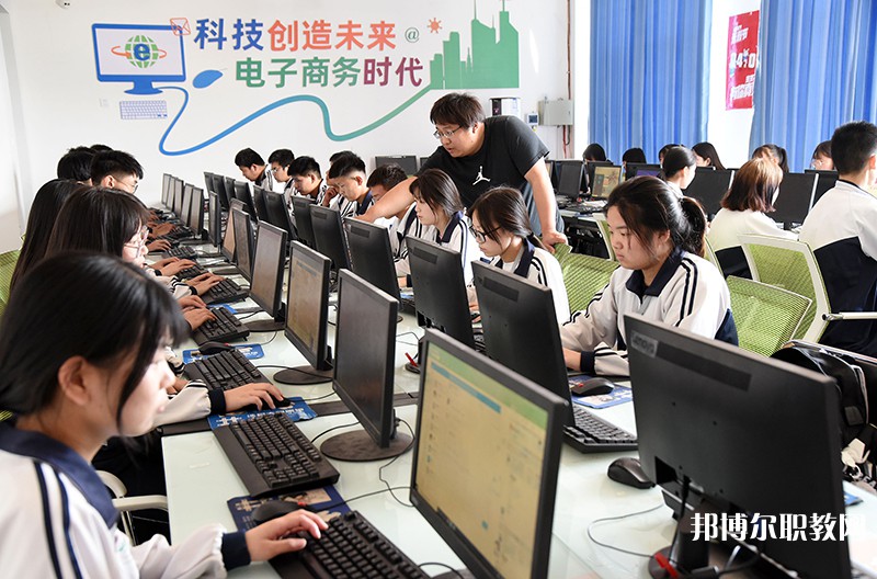 陜西2024年沒(méi)初中畢業(yè)能上中專學(xué)校