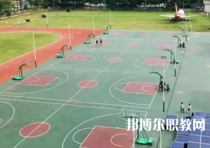 湖南湘江工貿(mào)技工學(xué)校怎么樣、好不好