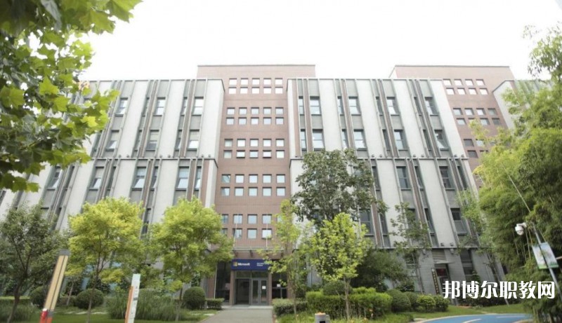 咸陽陜廣電子機械職業(yè)技術(shù)學校2023年招生錄取分數(shù)線（2024參考）