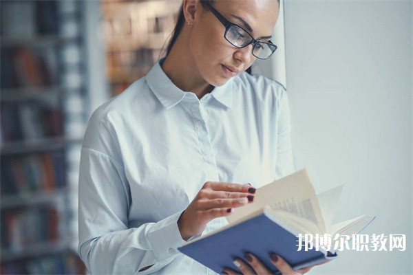 廣東哪里的職業(yè)學校能讀精密機床加工技術(shù)(數(shù)控技術(shù)應用)專業(yè)