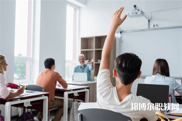 廣東哪里的技工學校能讀環(huán)境藝術(shù)設計專業(yè)