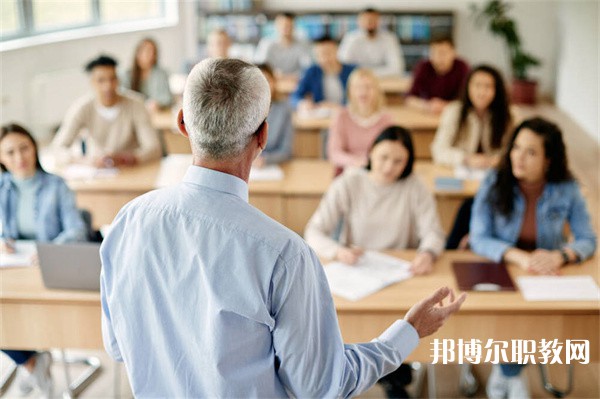 廣東哪里的中職學校能讀室內(nèi)藝術設計專業(yè)