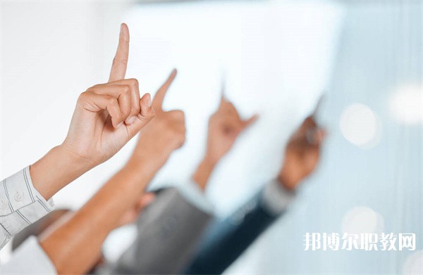 廣東哪里的中職學(xué)校能讀社會(huì)工作(社區(qū)辦公室管理方向)專(zhuān)業(yè)