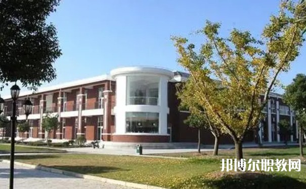 晉城虹橋技校怎么樣、好不好