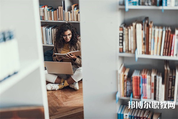 廣西哪里的技工學校能讀藥物制劑與藥品經(jīng)營專業(yè)