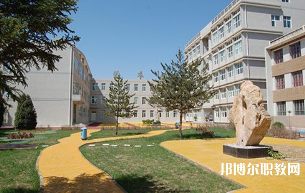 2024原平修遠職業(yè)高級中學(xué)多少錢 原平修遠職業(yè)高級中學(xué)各專業(yè)學(xué)費收費標(biāo)準(zhǔn)