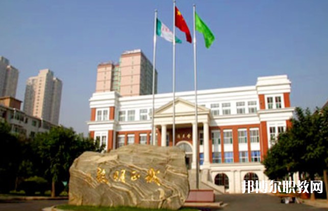 平定縣南坳職業(yè)高級中學(xué)校怎么樣、好不好