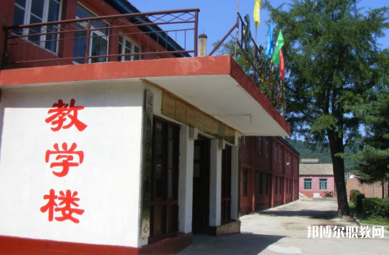 2024丹東市圣林中等職業(yè)技術(shù)專業(yè)學(xué)校招生計劃 招生人數(shù)是多少(附要求、條件、對象)