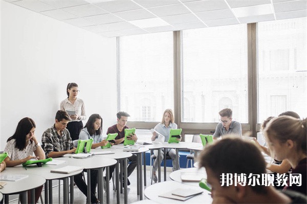 貴州哪里的中專學校能讀計算機專業(yè)