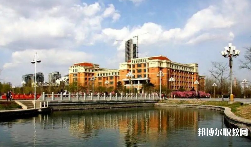 2025渤海大學(xué)附屬中等職業(yè)技術(shù)專業(yè)學(xué)校招生計(jì)劃 招生人數(shù)是多少(附要求、條件、對(duì)象)